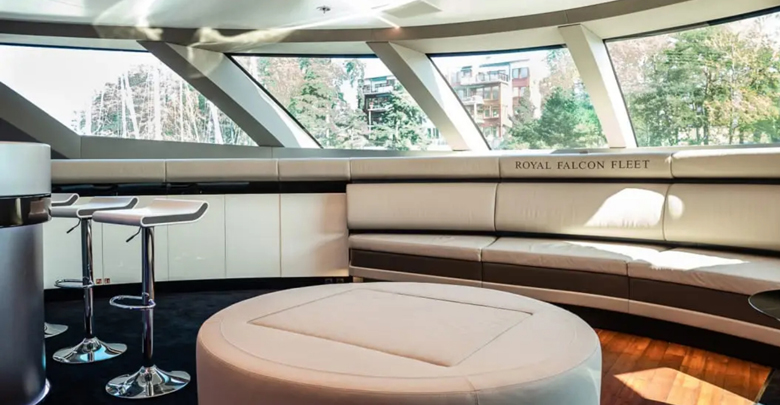 the Royal Falcon One yacht panoramic lounge